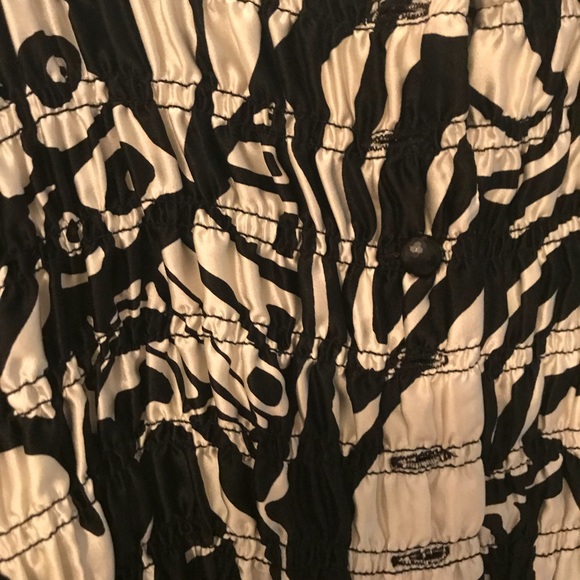 Cache smocked blouse. *FREE GIFT WITH PURCHASE * - Picture 2 of 2